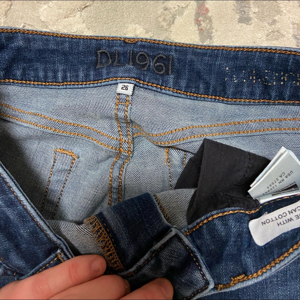 Dl1961 Florence Instant Scuplt Jeans View 3